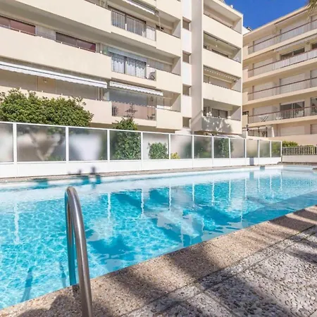Cap D'antibes Et Terrasse Face A La Apartment