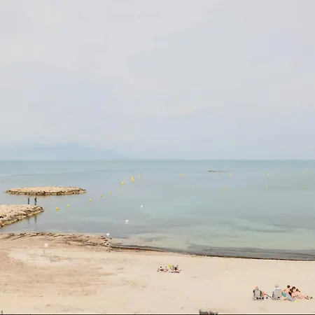 Cap D'antibes Et Terrasse Face A La * 昂蒂布